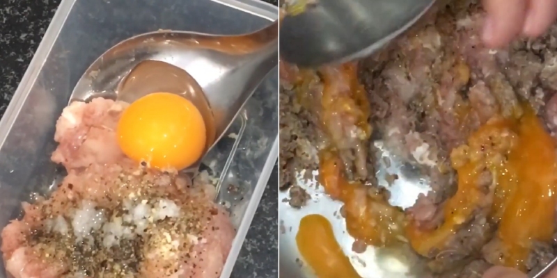 Trộn thịt cua với trứng và tiêu.