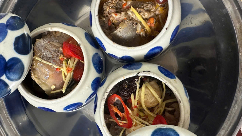 Mắt cá ngừ đại dương hầm thuốc bắc