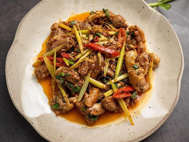 Vịt xào sả ớt