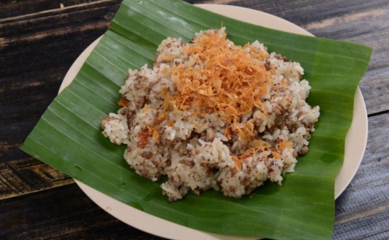 Xôi chim bồ câu dẻo thơm, đùm lá chuối