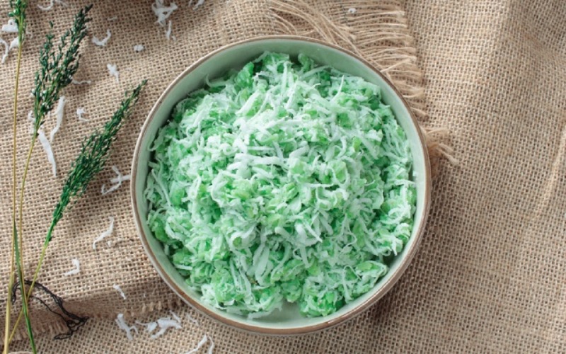 Cốm dẹp trộn dừa dẻo