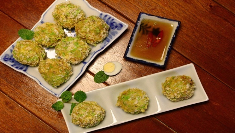 Trứng chiên cốm xanh