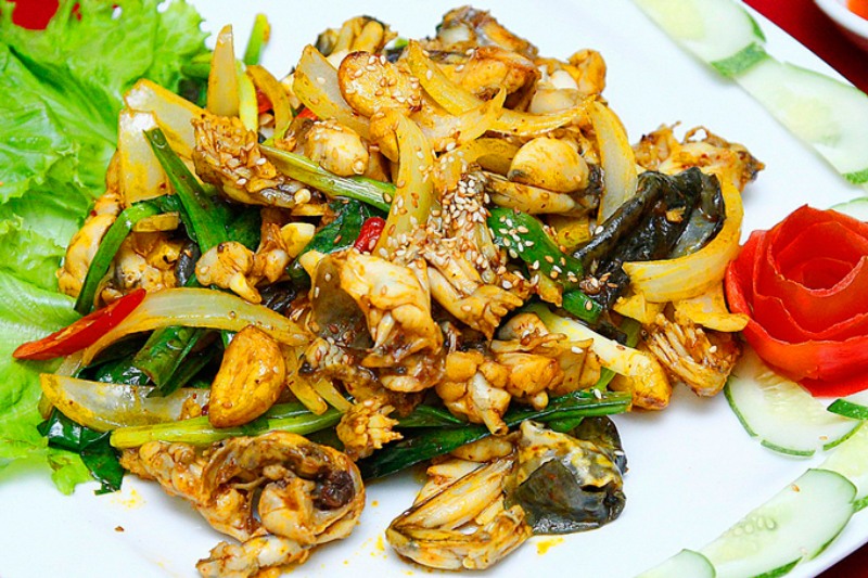 Ếch xào lăn