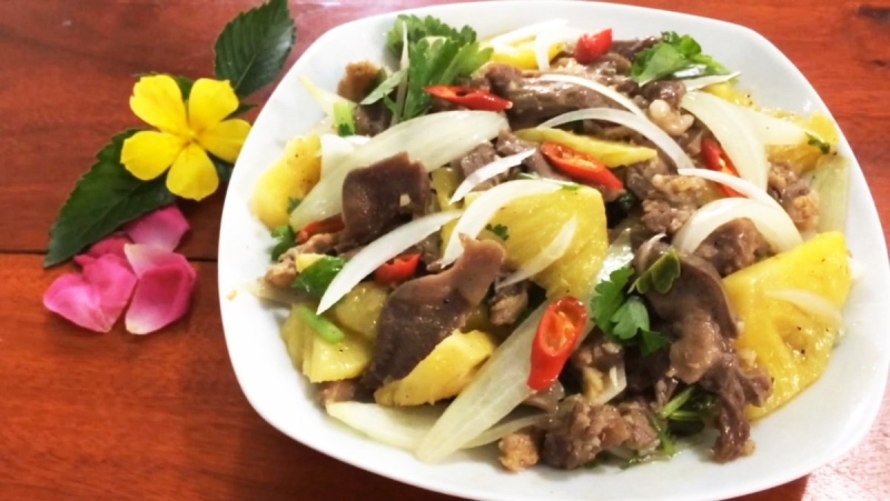 Lưỡi bò xào hành tây