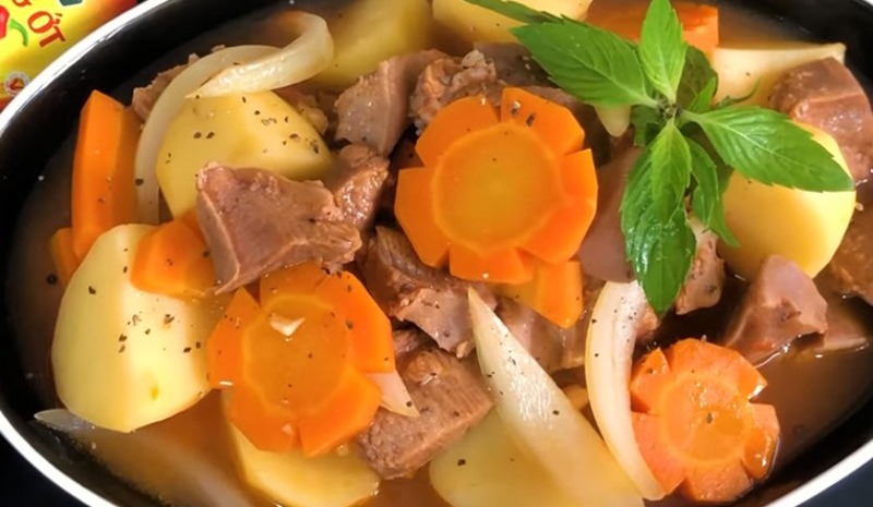 Lagu lưỡi heo nóng hổi, hấp dẫn