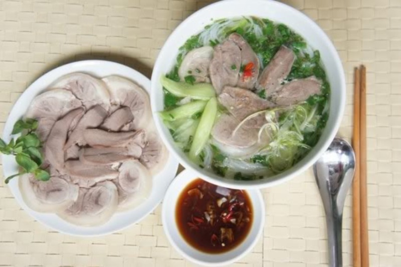 Bún lưỡi heo có vị thanh ngọt tự nhiên