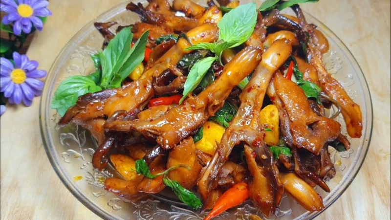 Lưỡi vịt nướng sa tế