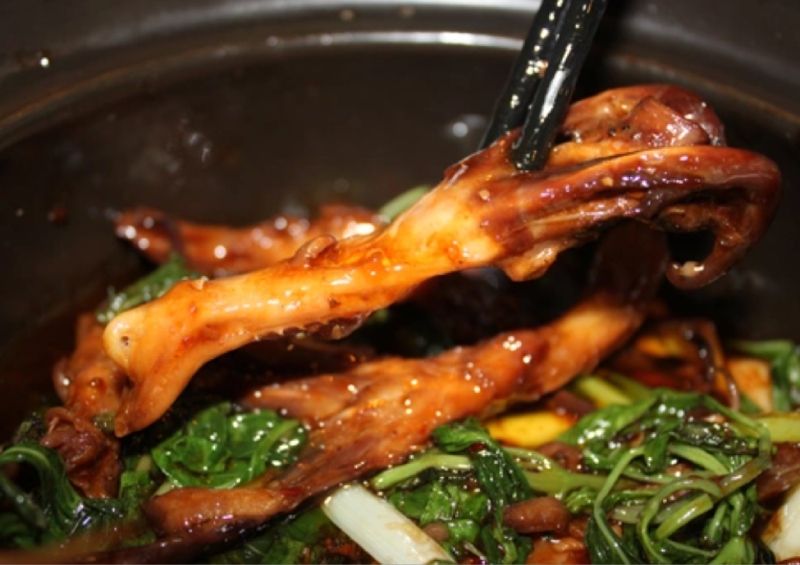 Lưỡi vịt um húng quế