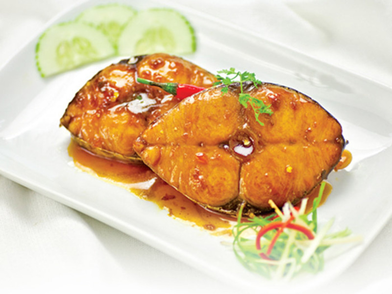 Cá thu một nắng rim nước dừa