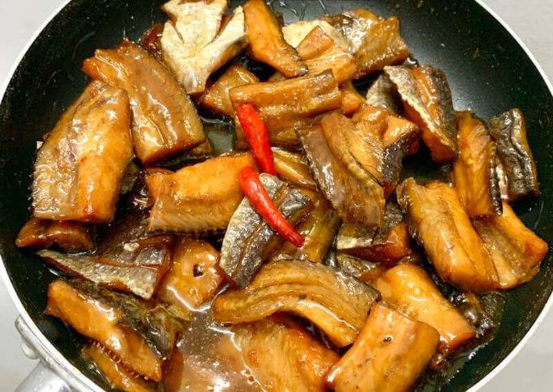 Khô cá lóc chiên nước mắm