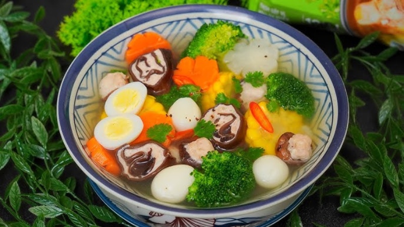 Canh mọc ngũ sắc