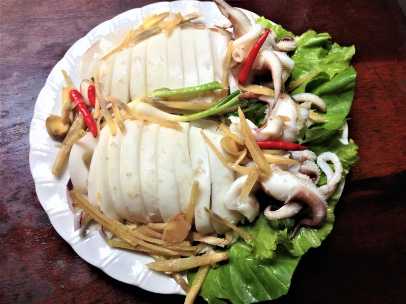 Mực nang hấp gừng