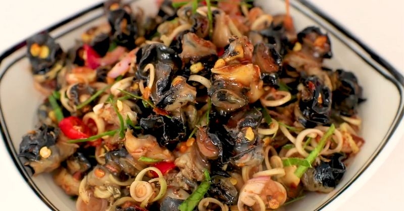 Ốc bươu trộn kiểu Thái