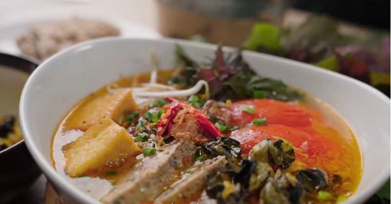 Bún riêu ốc bươu