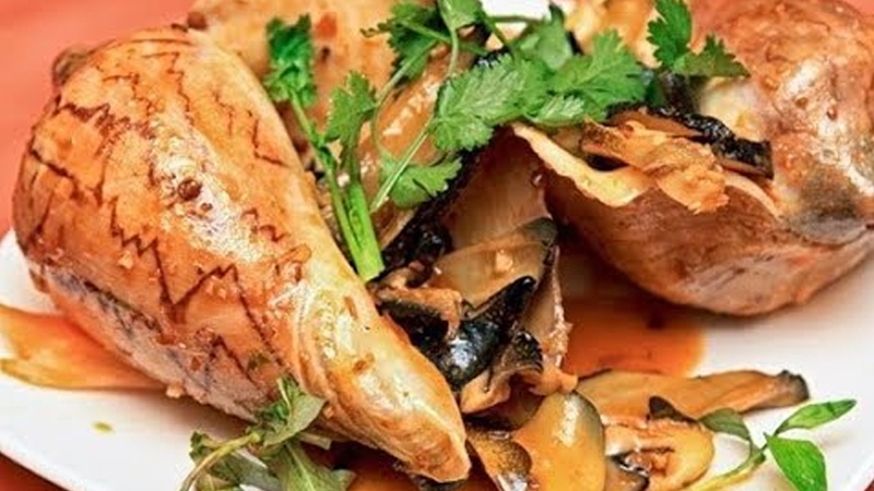 Ốc giác nướng muối ớt cay nồng, vị mặn mà, đậm đà