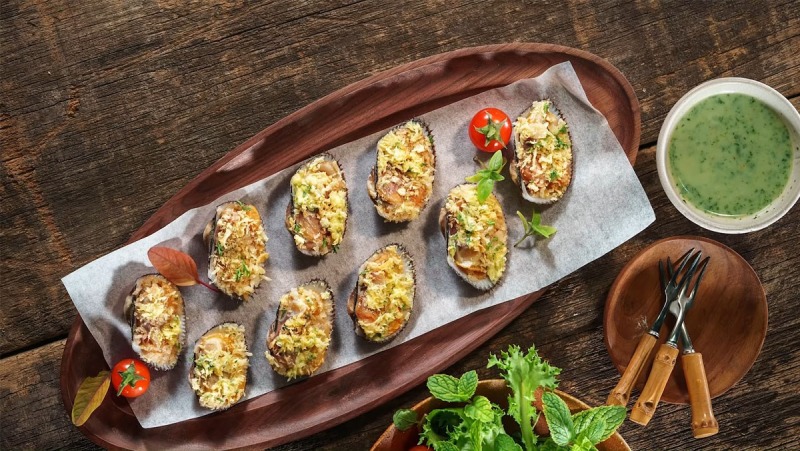 Sò lông nướng bơ tỏi