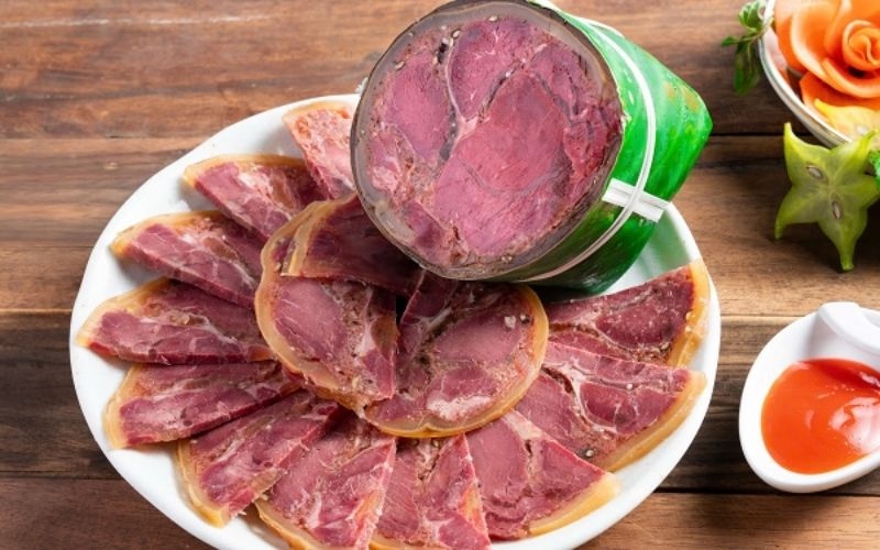 Giò me ngon làm từ bắp bê