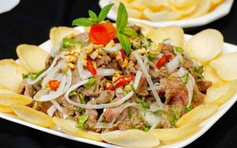 Thịt bê bóp thấu dân dã