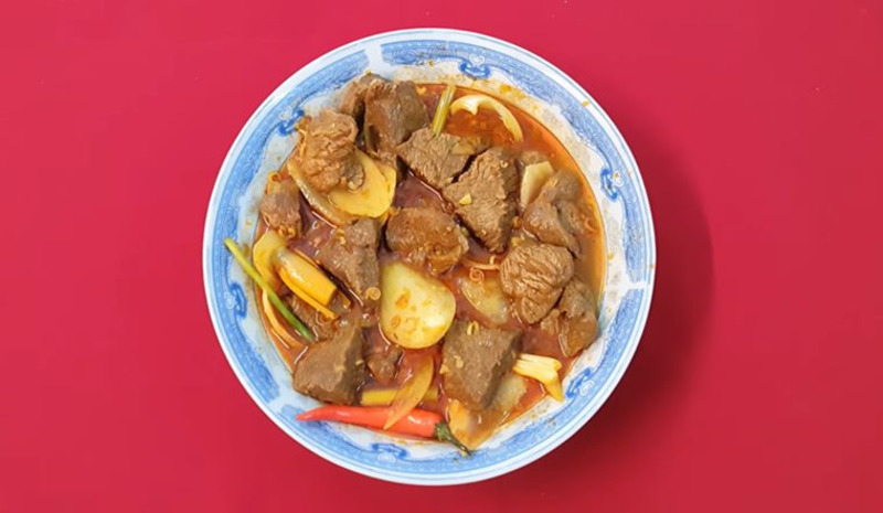 Thịt đà điểu xào lăn