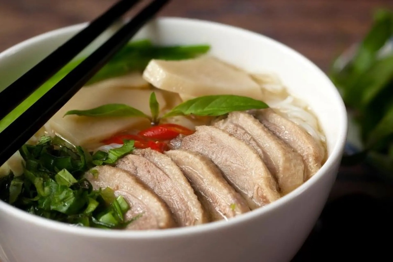 Thịt ngan nấu măng