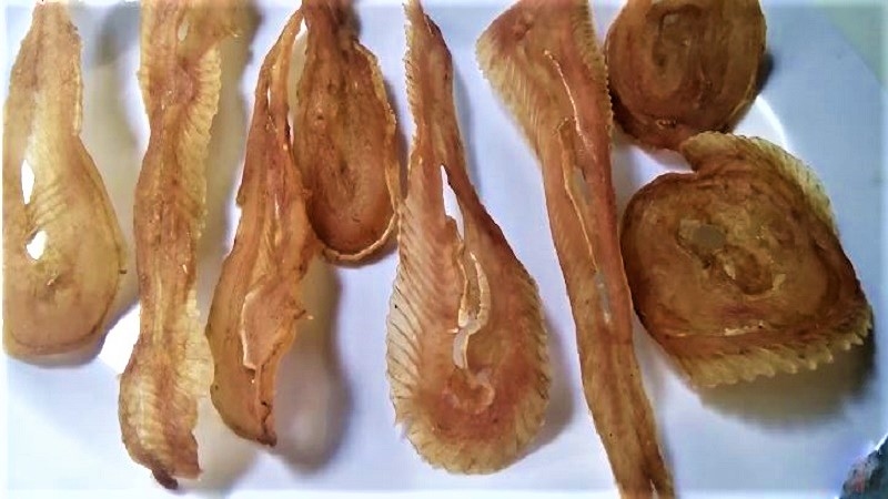 Khô rắn nhấm rượu