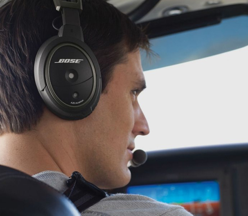 Bose đã hoàn thành bản thiết kế về thiết bị tai nghe chống ồn trên máy bay
