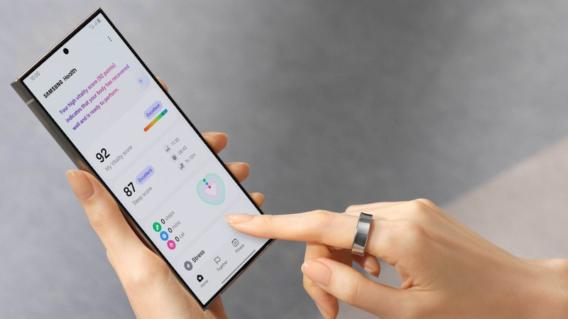 Galaxy Ring kết nối tương thích với điện thoại Samsung