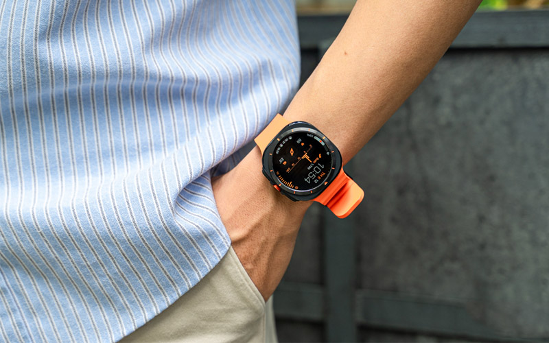 Galaxy Watch Ultra có thiết kế độc đáo