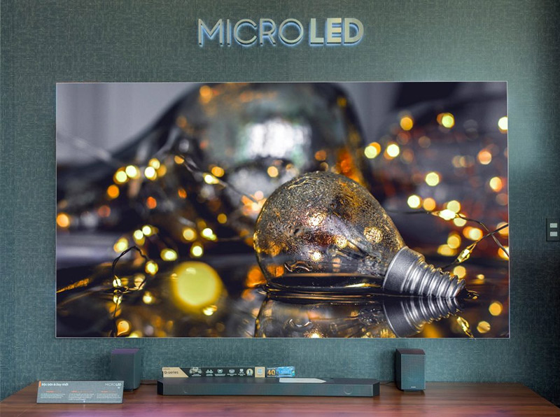 TV Micro LED Samsung 2024 sang trọng khi trưng bày trong không gian