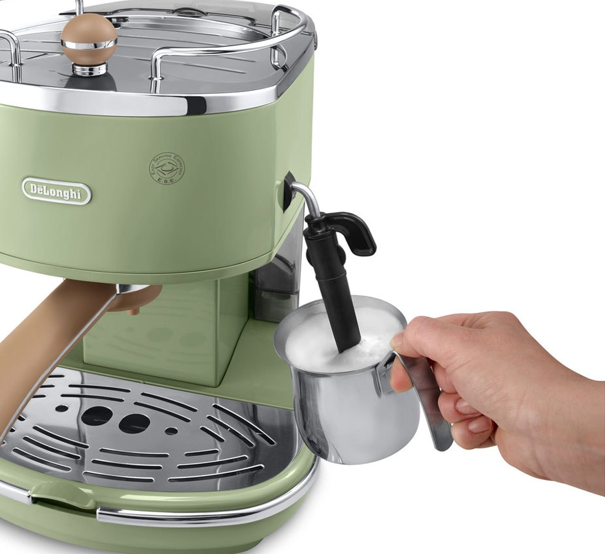  Delonghi ECOV311.GR trang bị vòi đánh sữa kết hợp hơi nước