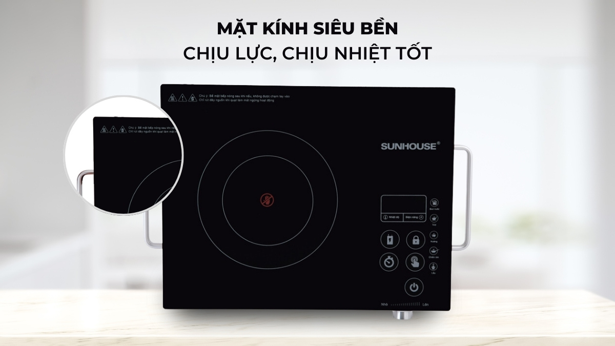 Mặt bếp bằng kính chắc chắn, chịu lực, chịu nhiệt tốt