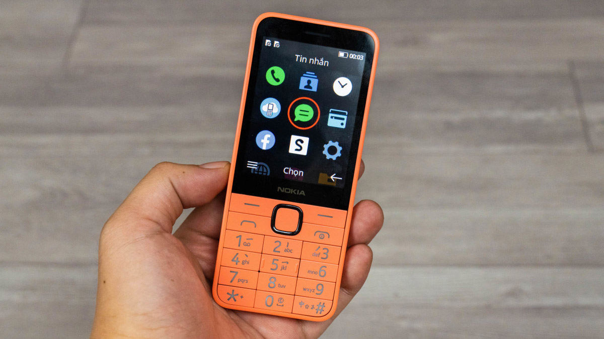 Màn hình 2.8 inch của Nokia 220 4G