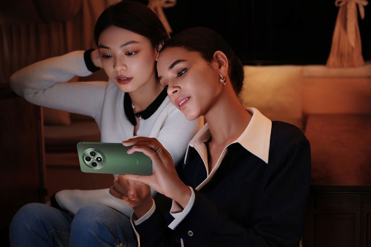 Màn hình OPPO Reno12 F 5G bảo vệ mắt tối ưu