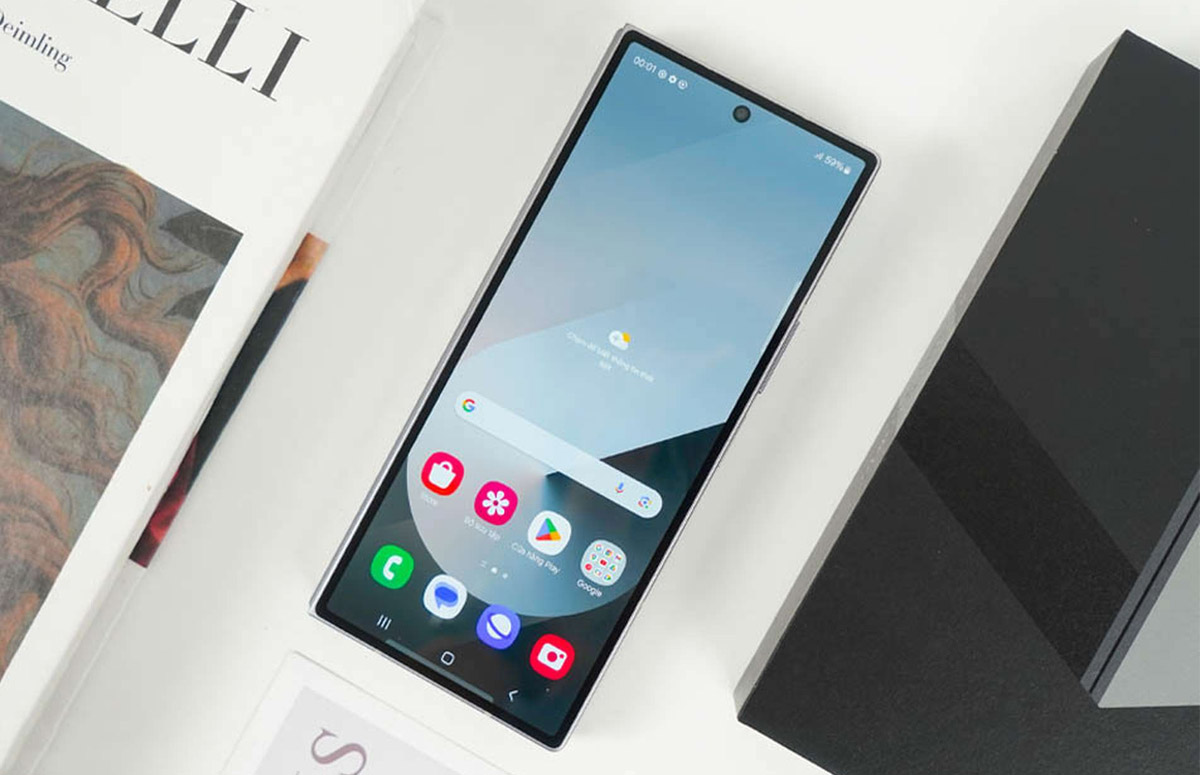 Màn hình phụ của Galaxy Z Fold6 được nâng cấp mạnh mẽ