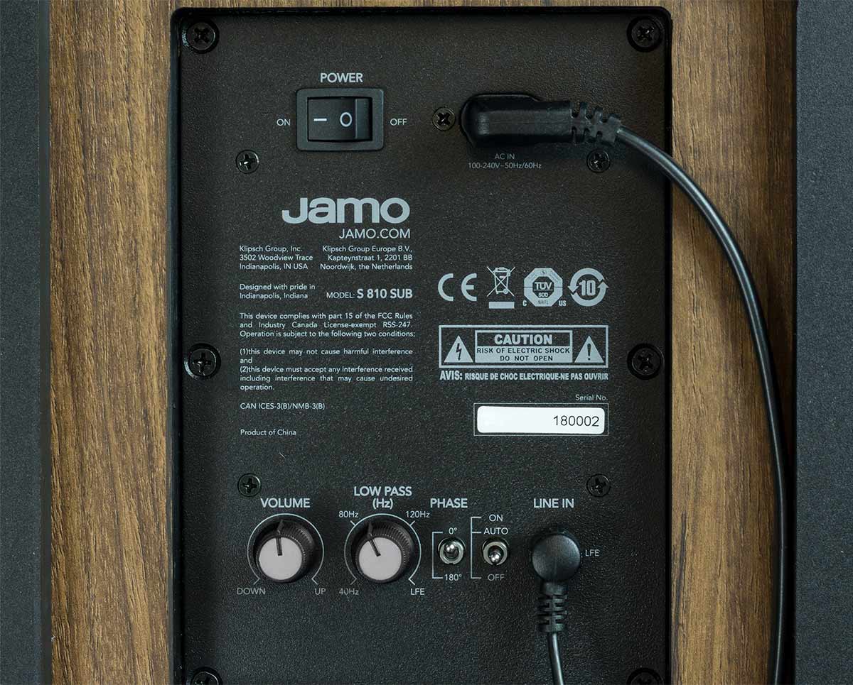 Hệ thống cổng kết nối và nút điều khiển loa Jamo S808 Sub Walnut