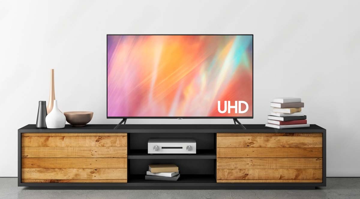 Tivi Samsung 4K UHD 65 Inch UA65AU7002 được bố trí đẹp mắt, sang trọng