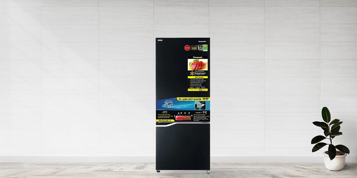 Tủ Lạnh Panasonic Inverter 255 Lít NR-BV280GKVN có thiết kế màu đen sang trọng