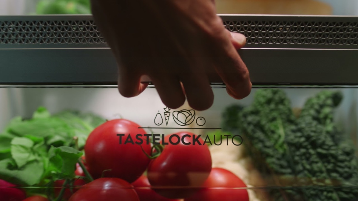 Ngăn TasteLock thiết kế rộng rãi, nơi lý tưởng bảo quản rau củ quả