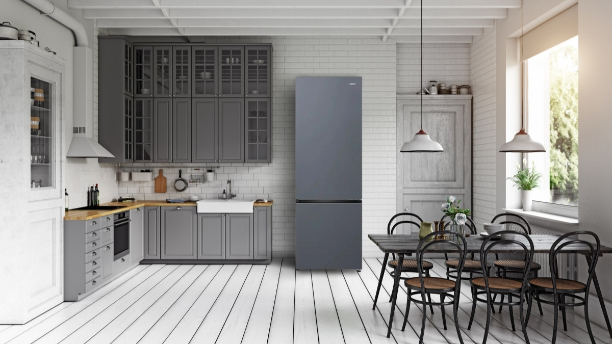 Tủ Lạnh Aqua Inverter 324 Lít AQR-B390MA(SLB) sở hữu thiết kế tối giản, sang trọng