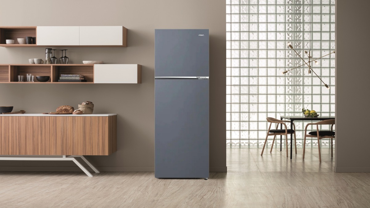 Tủ Lạnh Aqua Inverter 358 Lít AQR-T410FA(SL) điểm nhấn của mọi không gian bếp