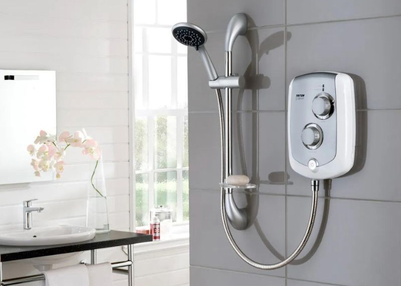 Dung tích bình nhỏ có thể khiến bình nóng lạnh nhanh hết nước