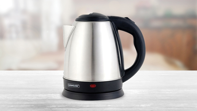 Trước khi sử dụng, hãy kiểm tra kỹ lưỡng ấm siêu tốc