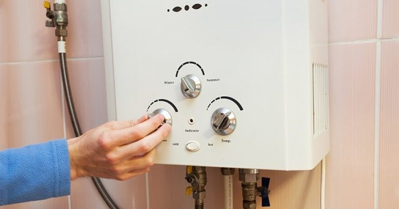 Khó kiểm tra xuất xứ máy nước nóng cũ