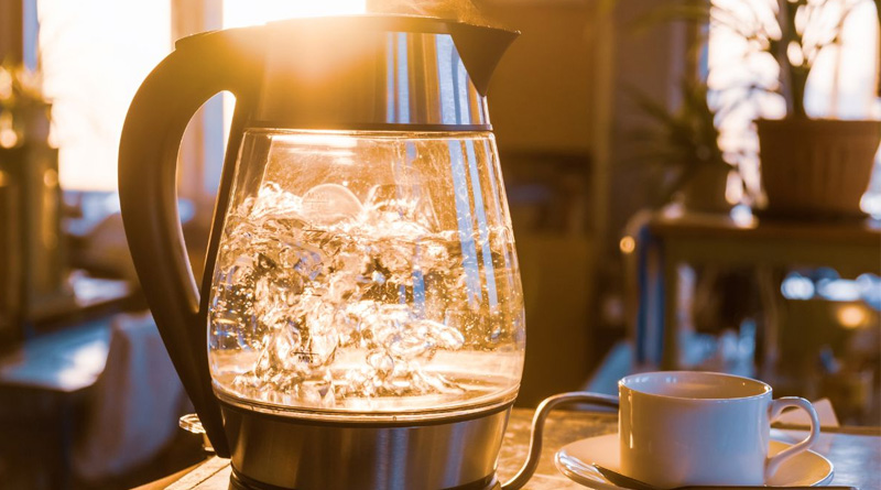 Những lưu ý để sử dụng ấm siêu tốc an toàn