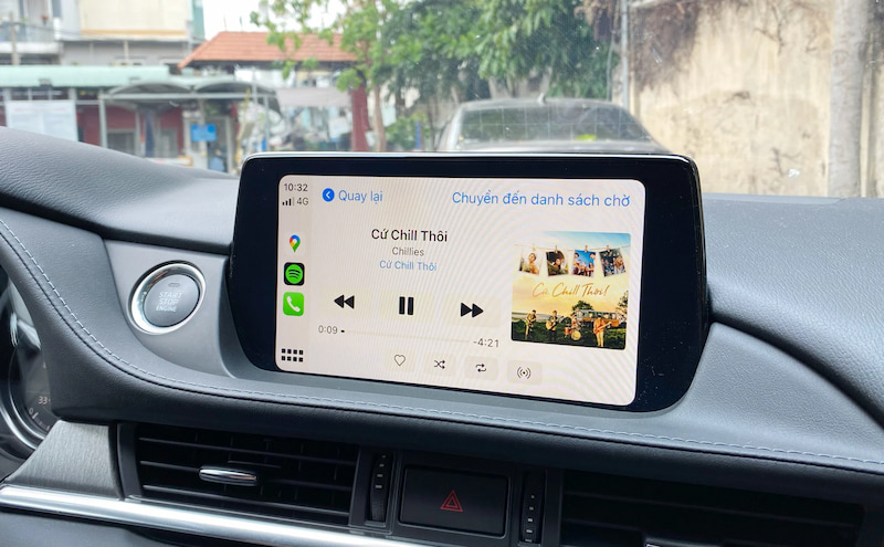 Giải trí với Apple CarPlay