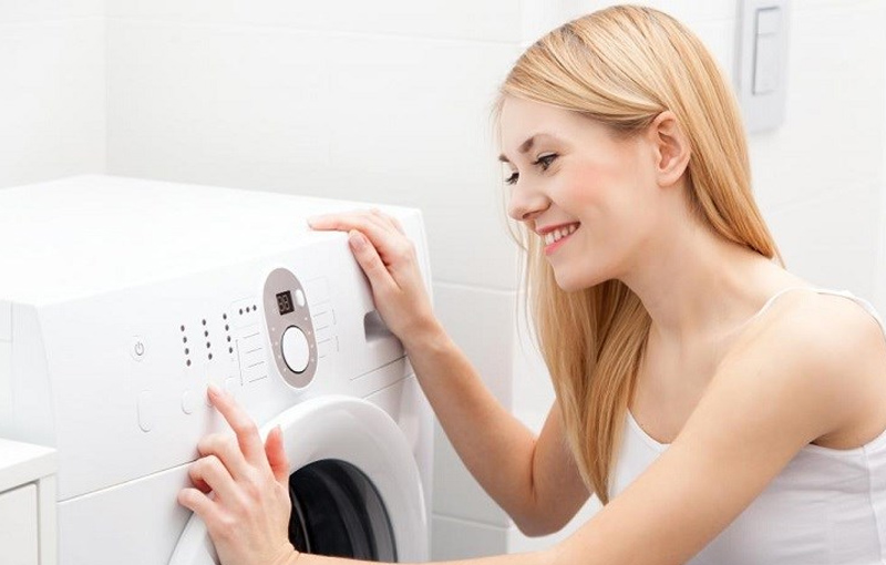 Khởi động lại chương trình vắt hoặc chạy chương trình giặt vắt riêng lẻ
