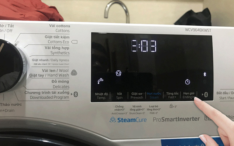 Thao tác với bảng điều khiển để reset lại máy giặt Beko