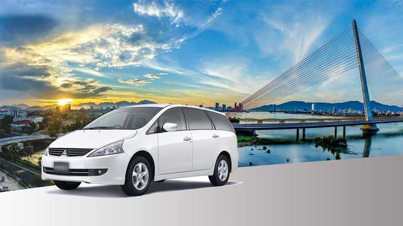 Hoặc có thể thuê xe du lịch có tài xế đi cùng
