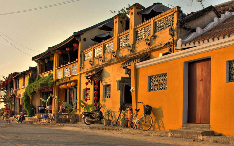 Tham quan nhà cổ ở Hội An
