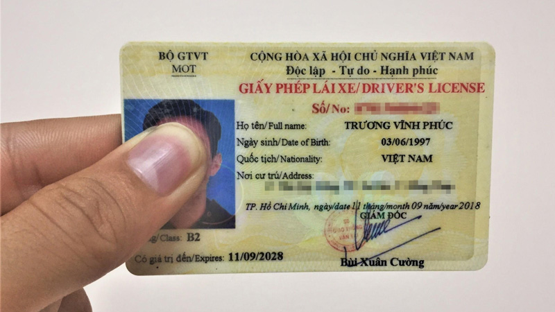 Đối tượng nào được cấp bằng lái xe máy A1, A2